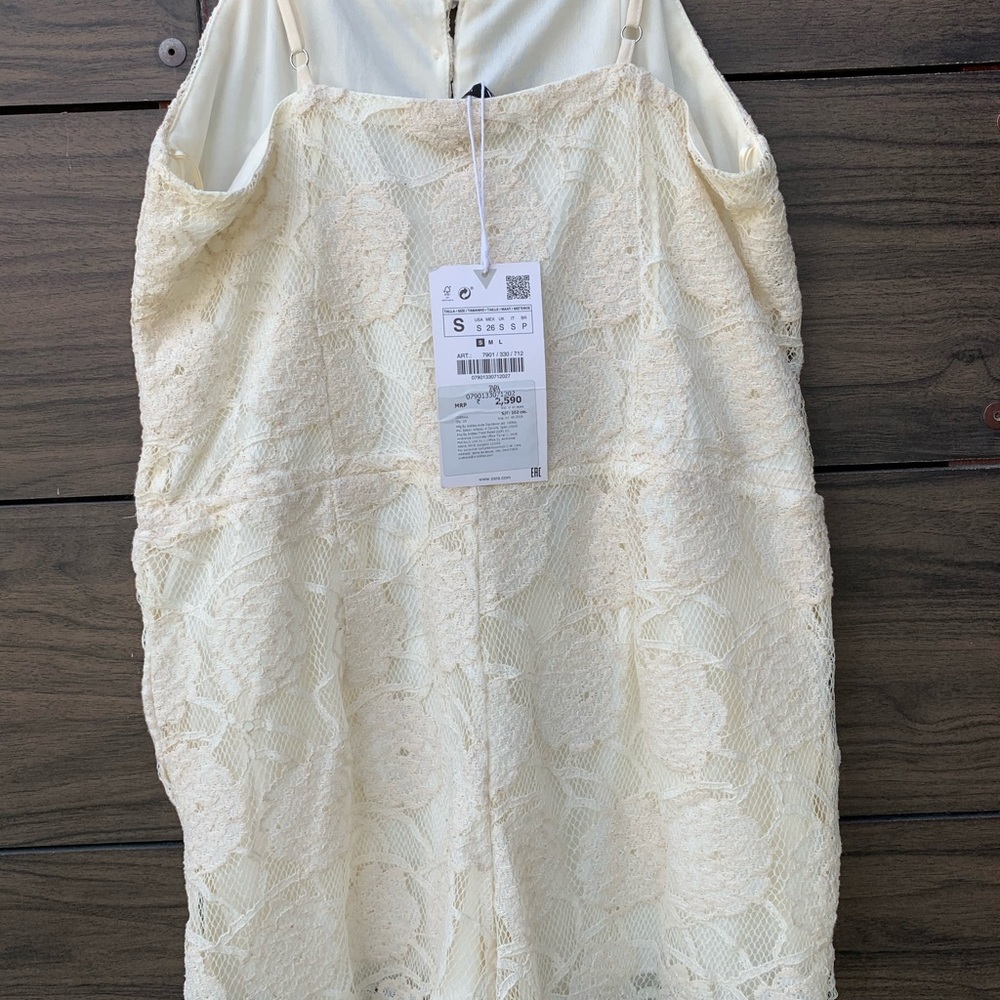 Zara Lacey Romper - Picture 3 of 4